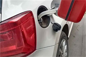 高港24小时救援车收费标准